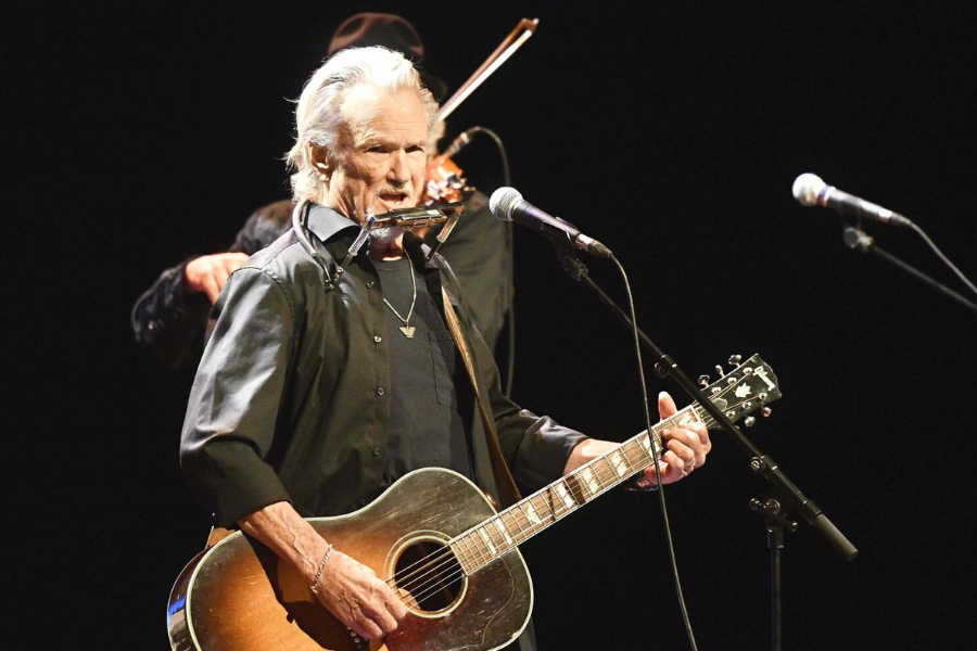 net worth of kris kristofferson